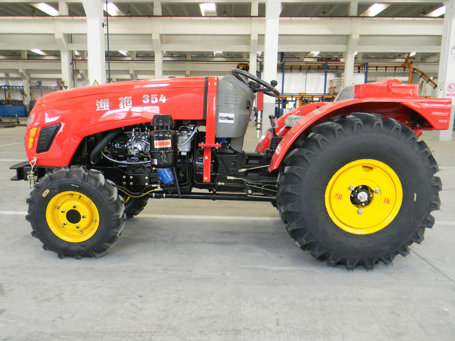 厂家供应农用四轮拖拉机LX904东方红发动机四驱旋耕机现货-阿里巴巴